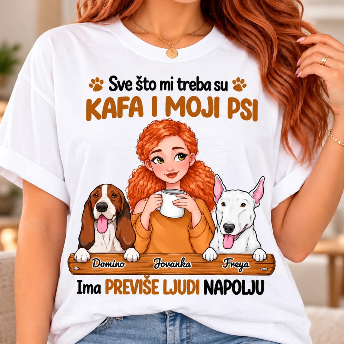 Kafa i moji psi T-shirt mockup